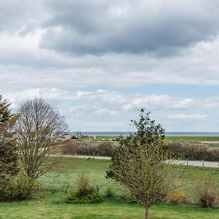 Straendhus Bed&Breakfast Hasselberg  Εξωτερικό φωτογραφία